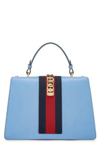 Carregar imagem no visualizador da galeria, GUCCI BLUE FLORAL EMBROIDERED LEATHER SYLVIE MEDIUM
