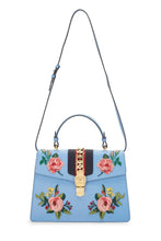 Carregar imagem no visualizador da galeria, GUCCI BLUE FLORAL EMBROIDERED LEATHER SYLVIE MEDIUM